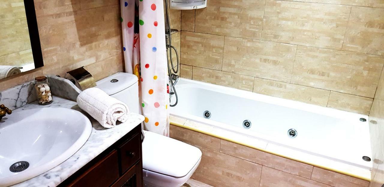 Apartamento Duplex Frente Al Mar Paseo Maritimo Torremolinos Lejlighed Eksteriør billede